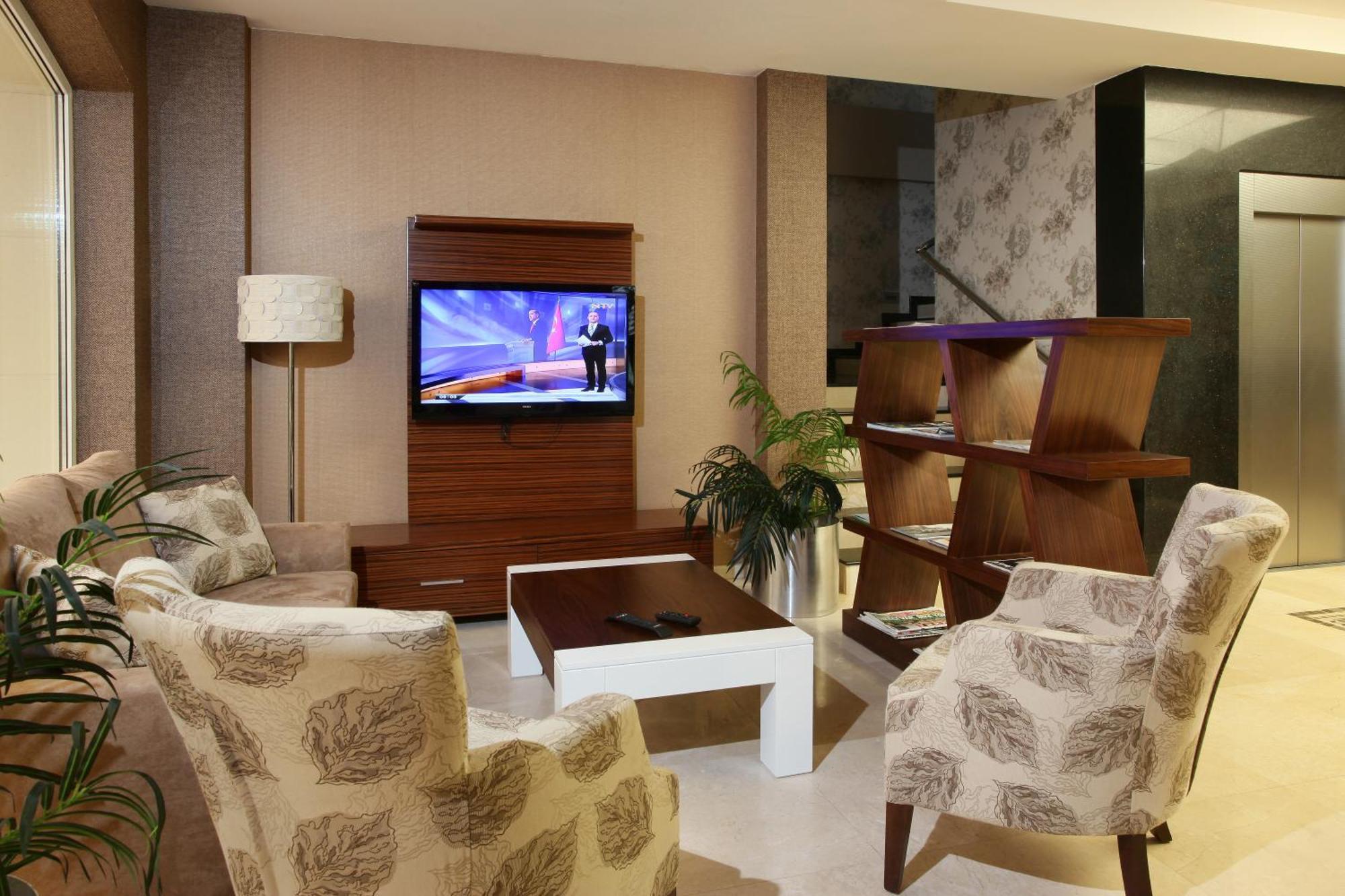 บัลเติร์ก เฮาส์ โฮเต็ล Hotel โคจาเอลี ภายนอก รูปภาพ