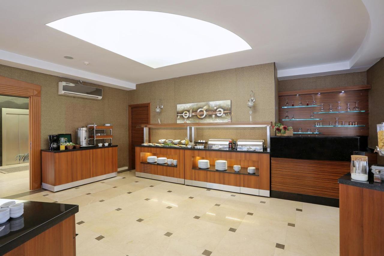 บัลเติร์ก เฮาส์ โฮเต็ล Hotel โคจาเอลี ภายนอก รูปภาพ