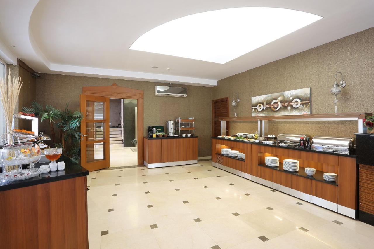 บัลเติร์ก เฮาส์ โฮเต็ล Hotel โคจาเอลี ภายนอก รูปภาพ