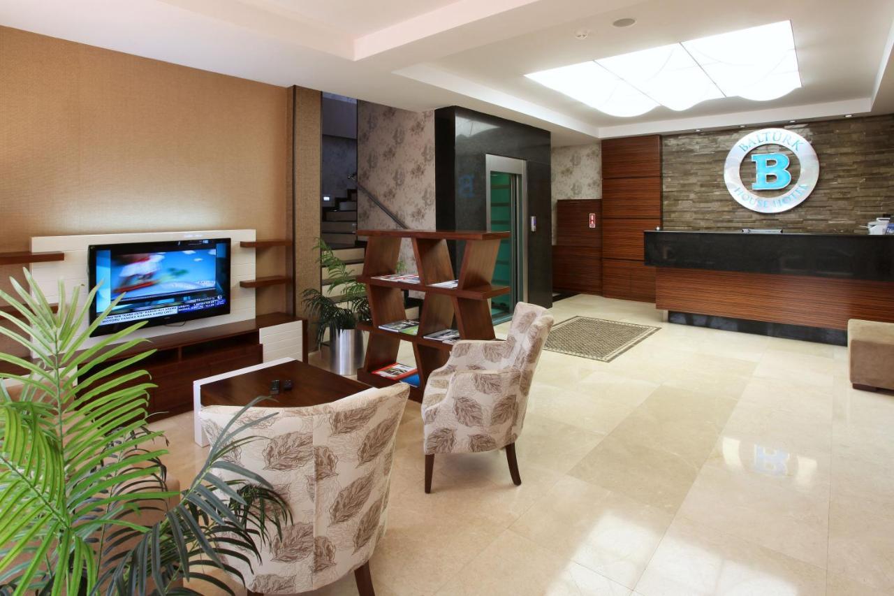 บัลเติร์ก เฮาส์ โฮเต็ล Hotel โคจาเอลี ภายนอก รูปภาพ
