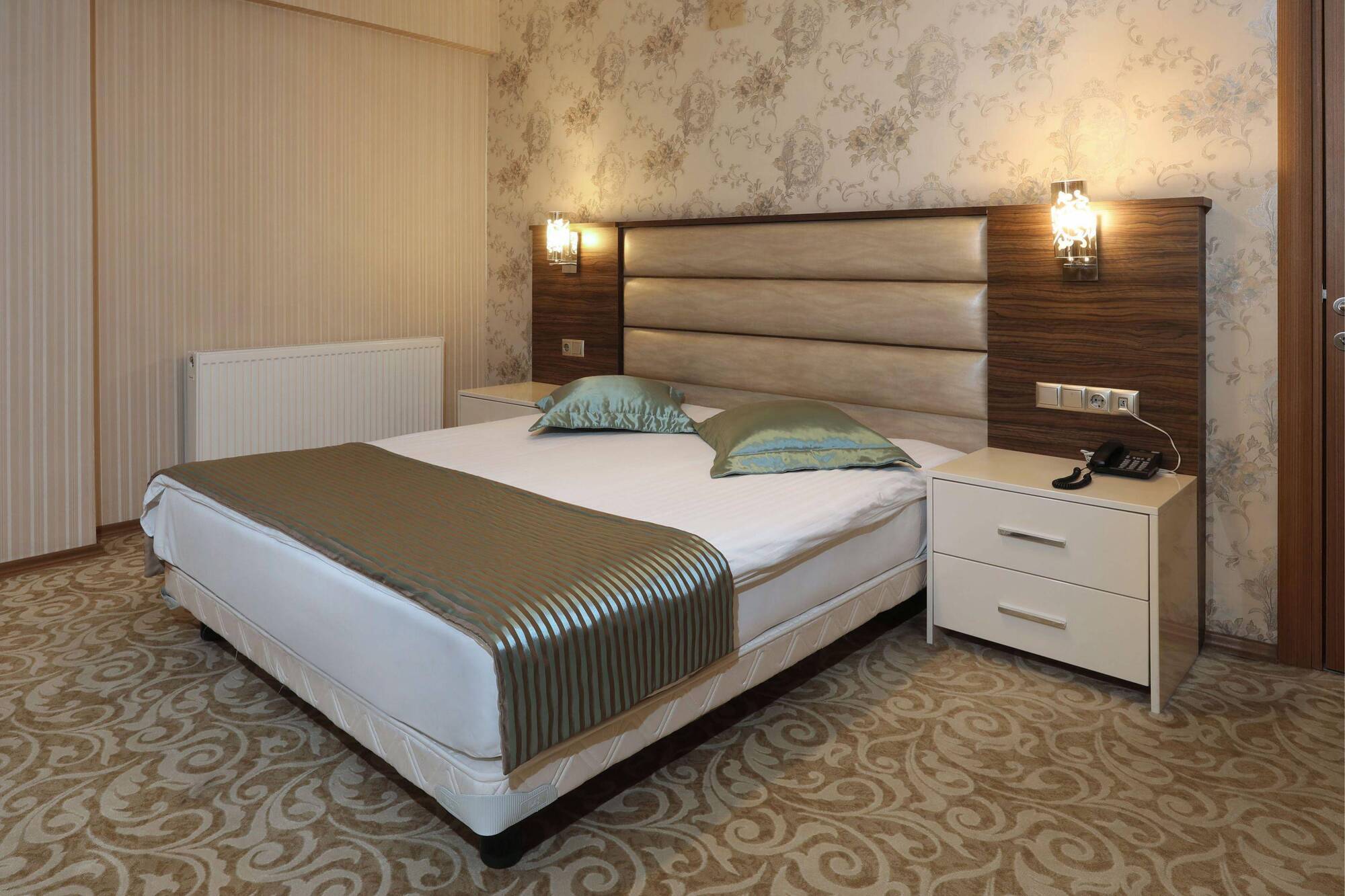 บัลเติร์ก เฮาส์ โฮเต็ล Hotel โคจาเอลี ภายนอก รูปภาพ