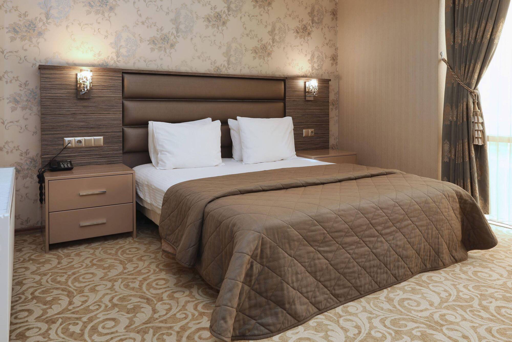 บัลเติร์ก เฮาส์ โฮเต็ล Hotel โคจาเอลี ภายนอก รูปภาพ