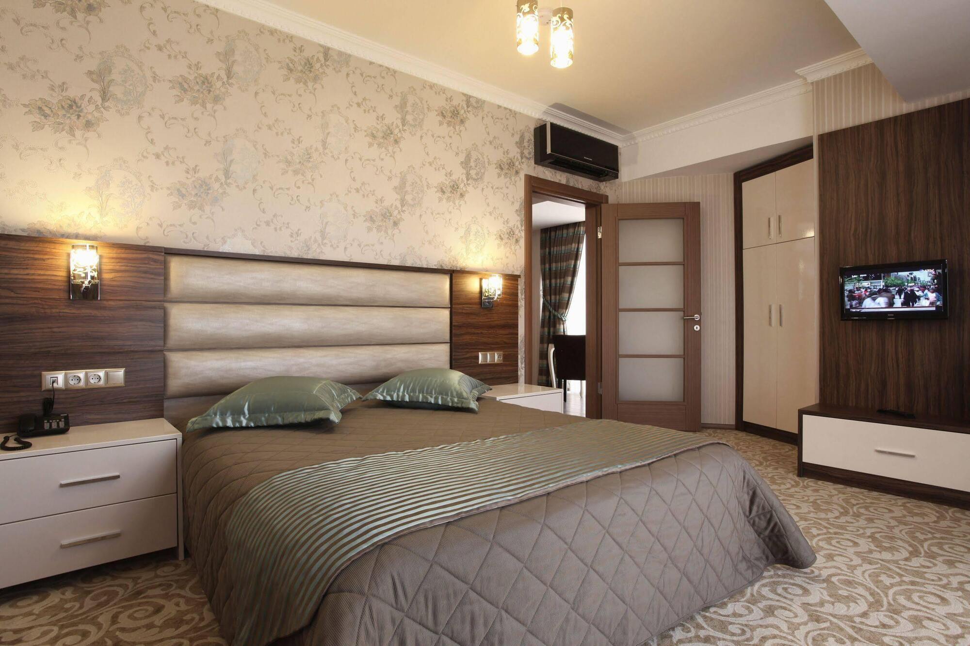 บัลเติร์ก เฮาส์ โฮเต็ล Hotel โคจาเอลี ภายนอก รูปภาพ