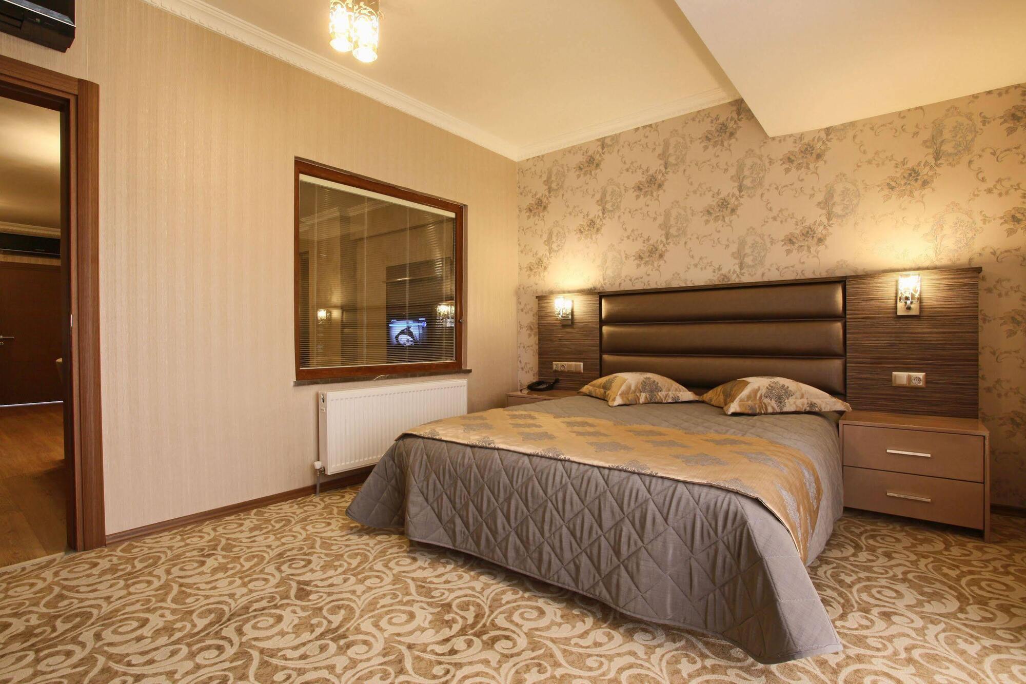 บัลเติร์ก เฮาส์ โฮเต็ล Hotel โคจาเอลี ภายนอก รูปภาพ